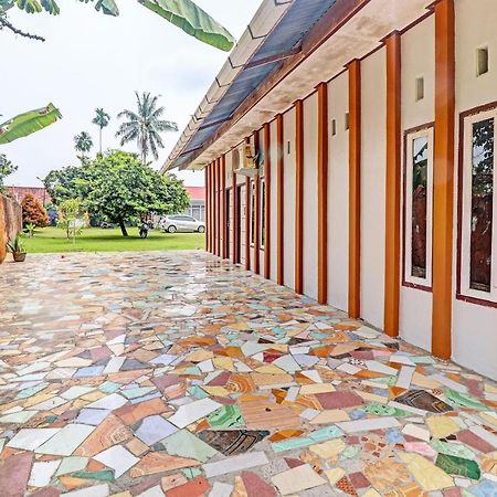 Hotel Oyo 92056 Asri Kost Syariah Jambi Exterior foto