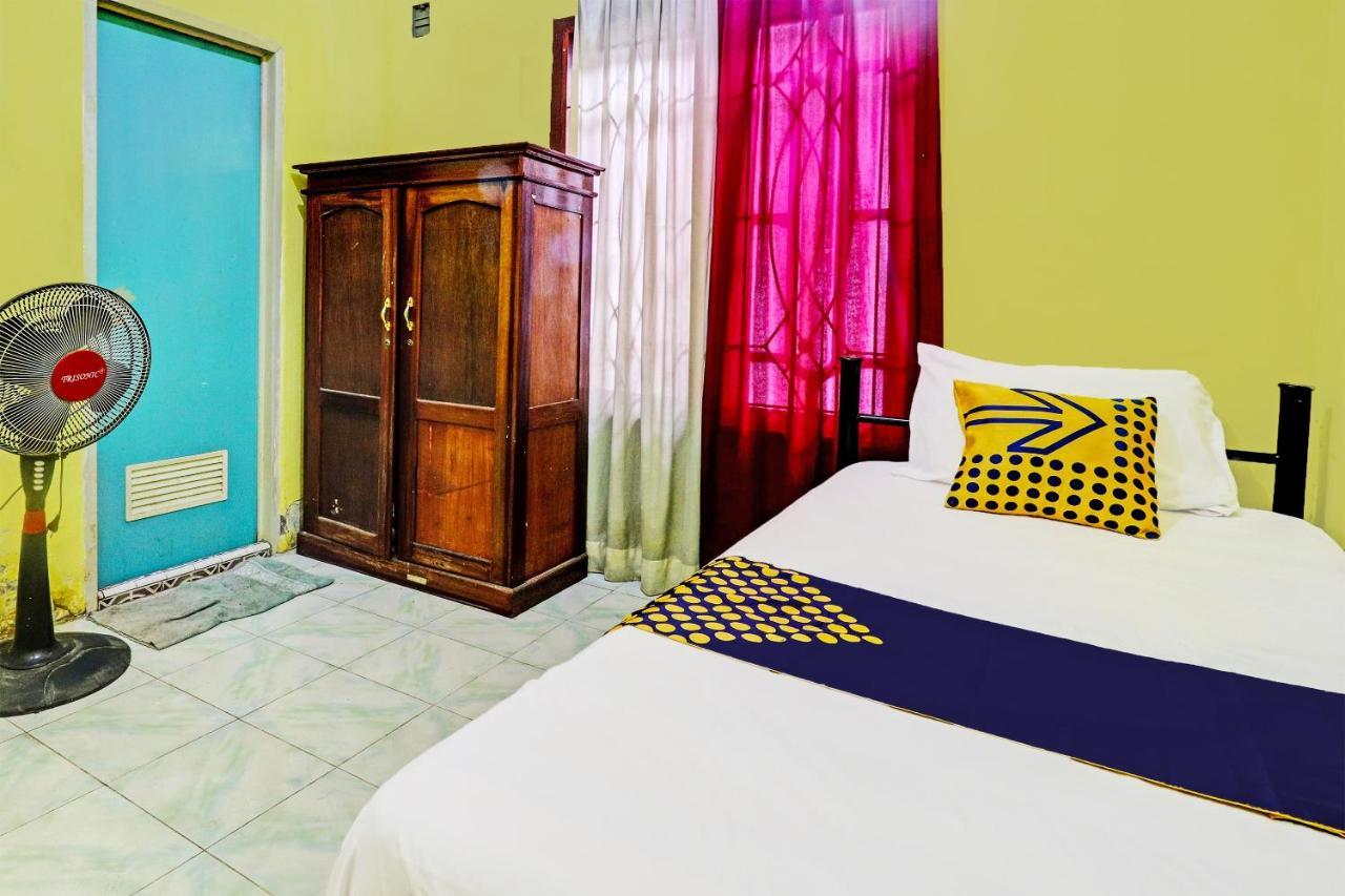 Hotel Oyo 92056 Asri Kost Syariah Jambi Exterior foto