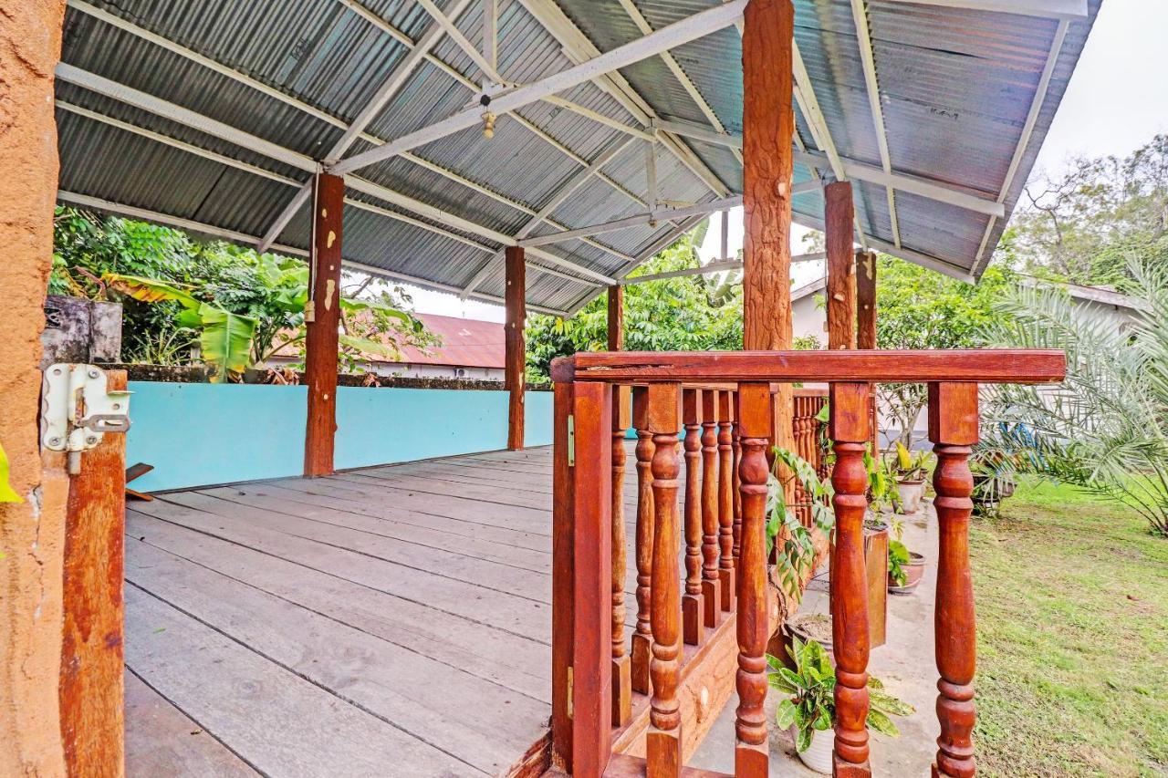 Hotel Oyo 92056 Asri Kost Syariah Jambi Exterior foto